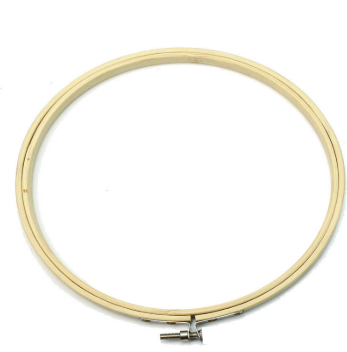 طارة خشب وسط