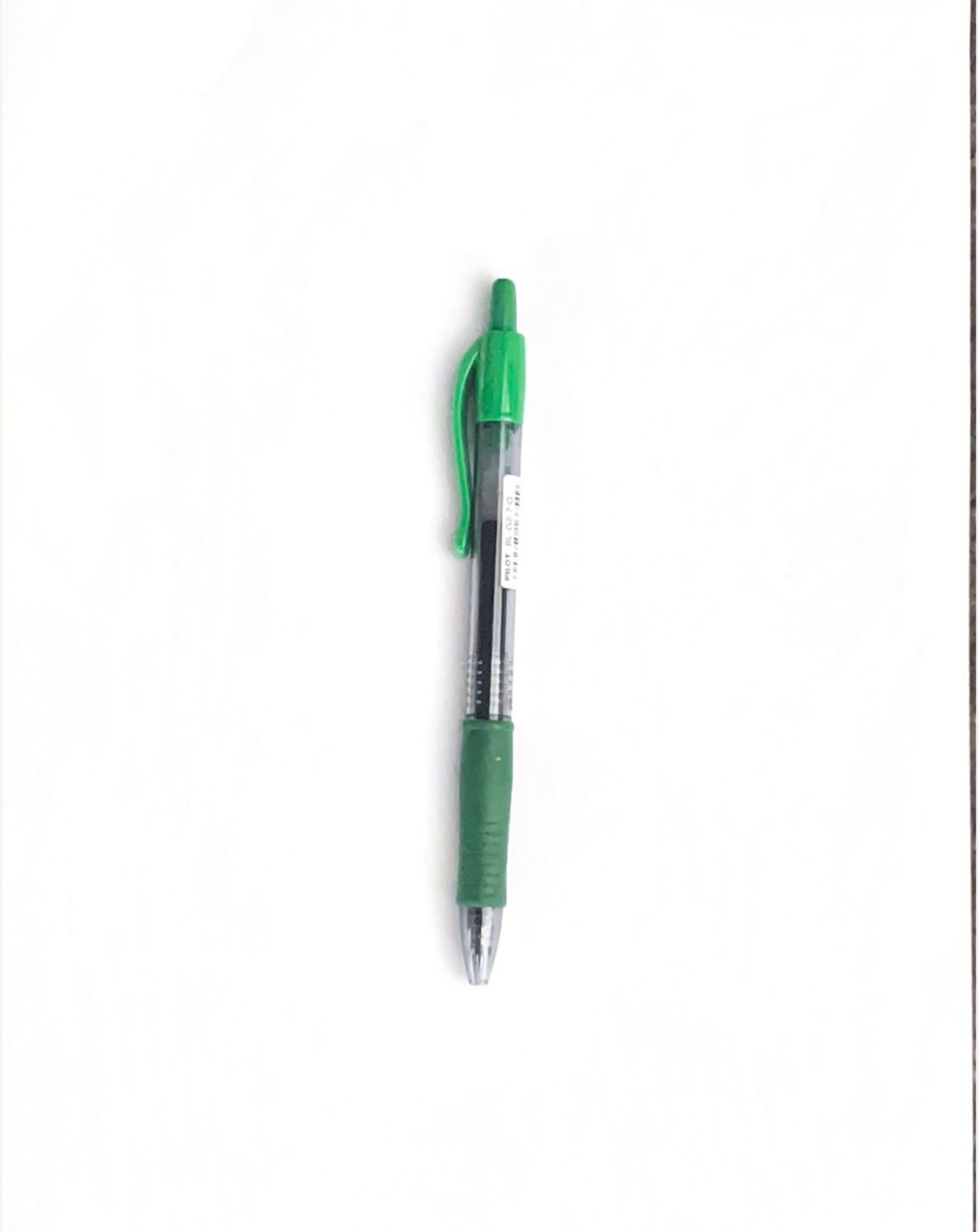 قلم بايلوت0.7 اخضر Pilot 0.7 green g2 pen