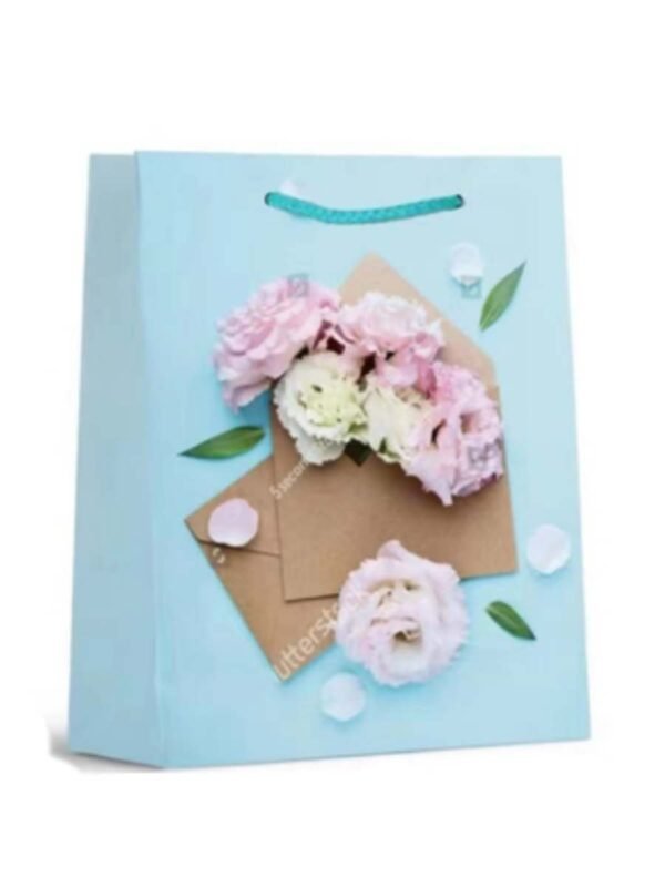 كيس هدايا وسط