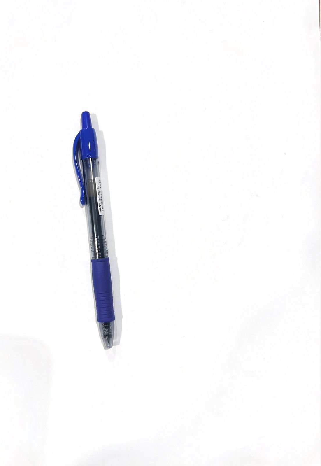 قلم بايلوت0.7 ازرق Pilot 0.7 blue g2 pen