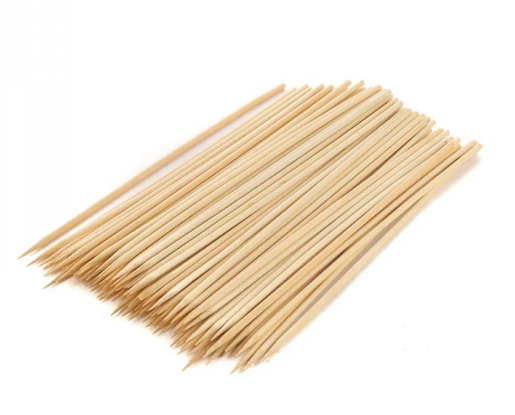 small wooden sticks اعواد خشب صغيرة